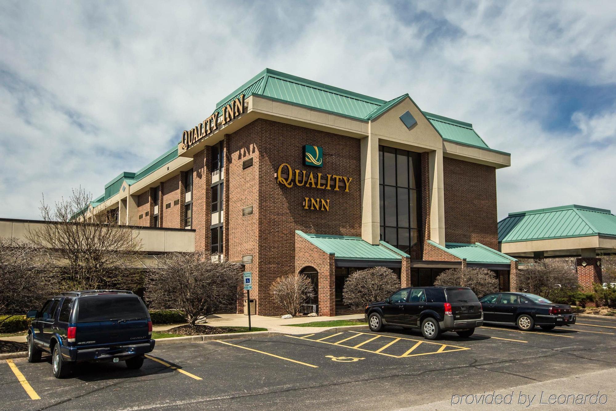 Quality Inn Schaumburg - Chicago Near The Mall Buitenkant foto
