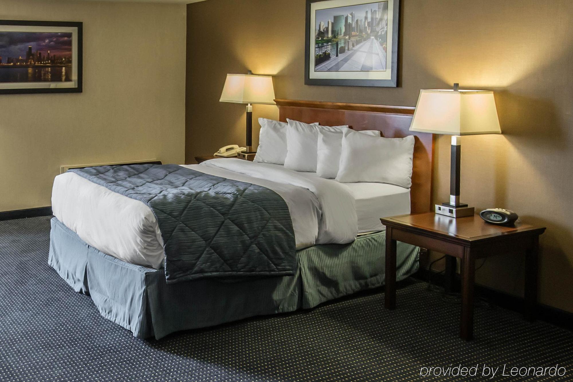 Quality Inn Schaumburg - Chicago Near The Mall Buitenkant foto