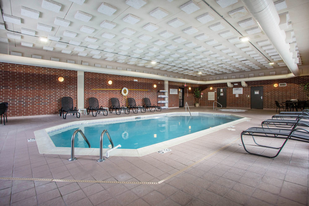 Quality Inn Schaumburg - Chicago Near The Mall Buitenkant foto