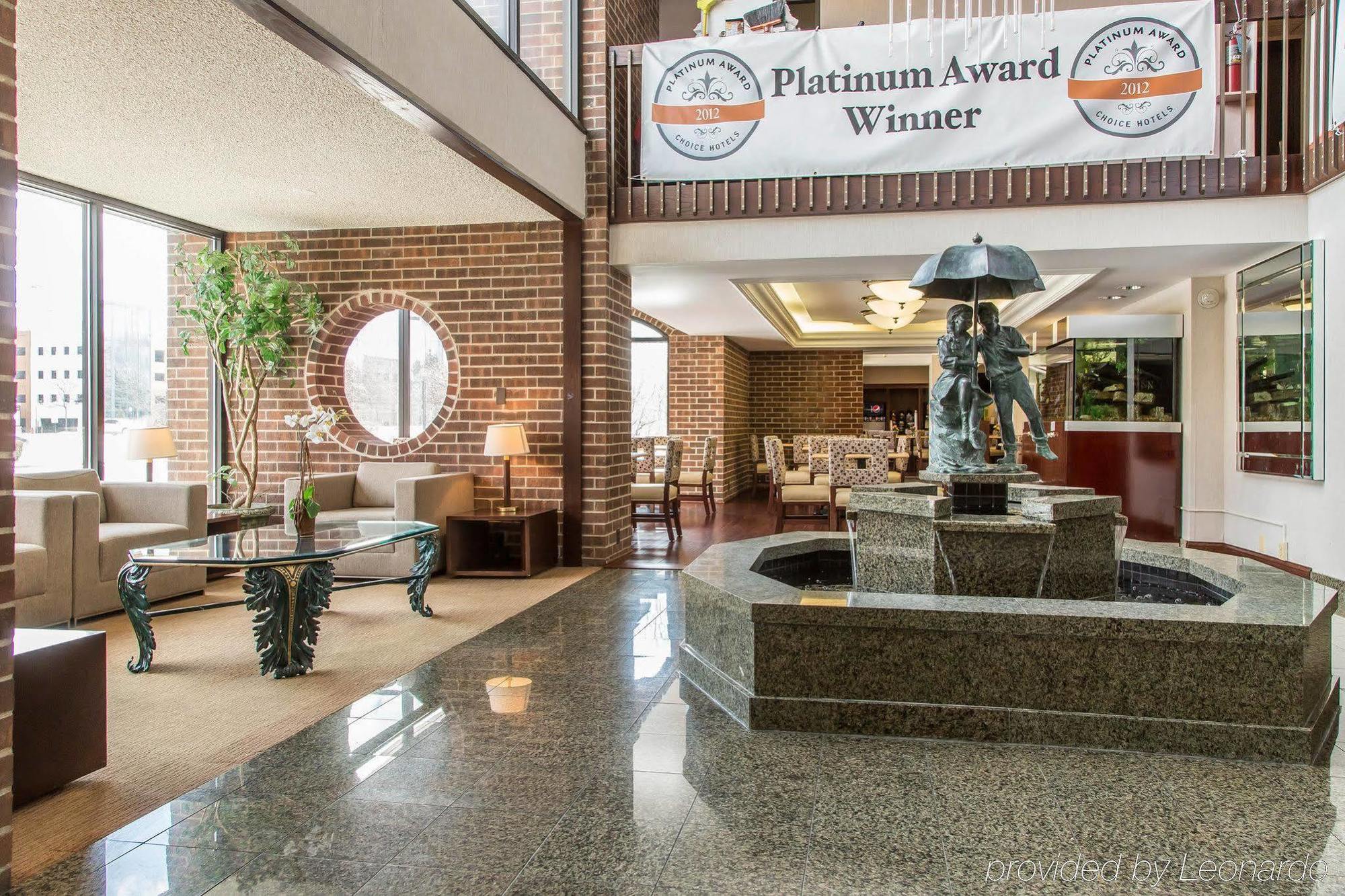 Quality Inn Schaumburg - Chicago Near The Mall Buitenkant foto