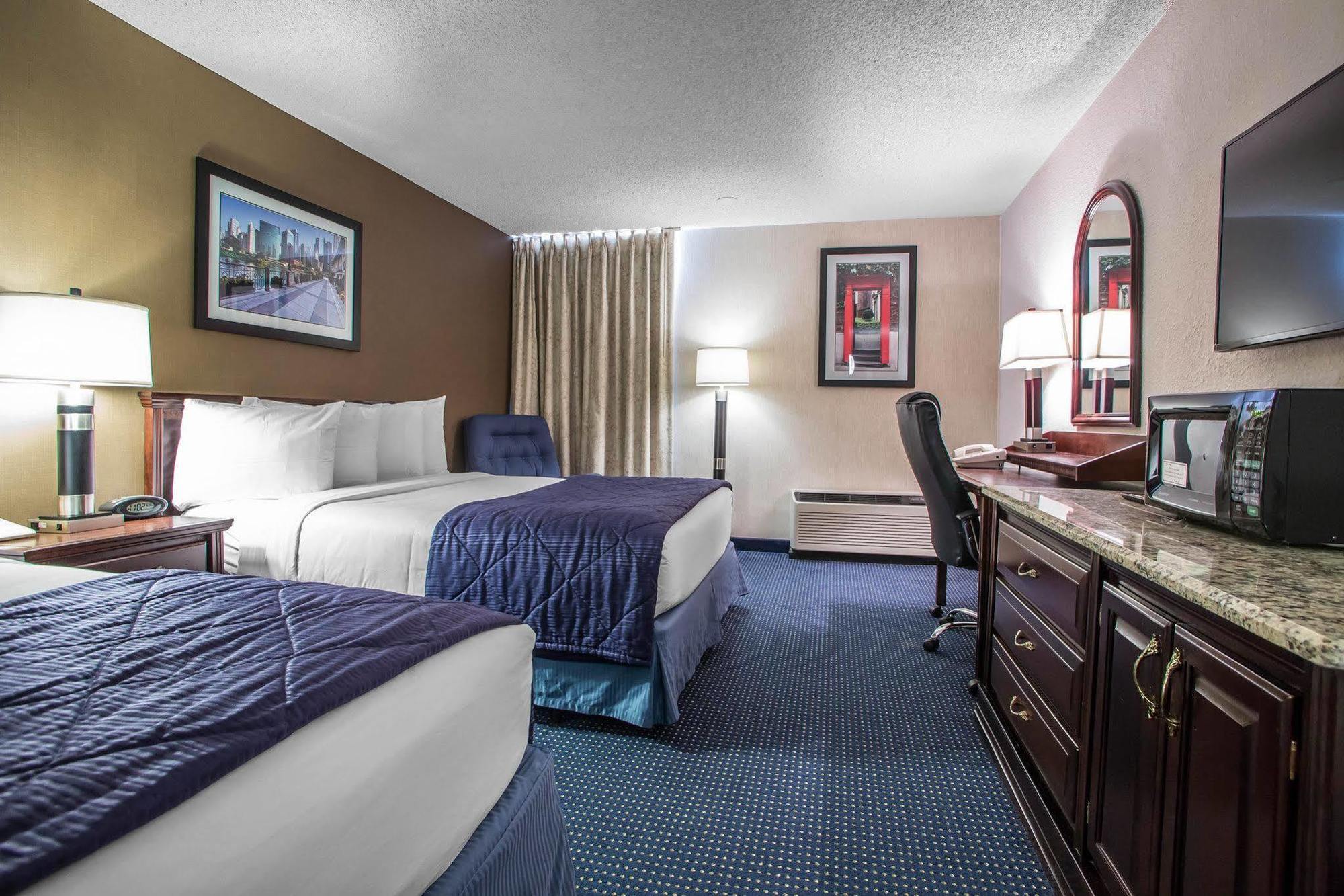 Quality Inn Schaumburg - Chicago Near The Mall Buitenkant foto